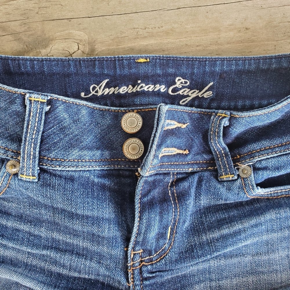 American Eagle Jean Short, size 4 - Picture 2 of 6